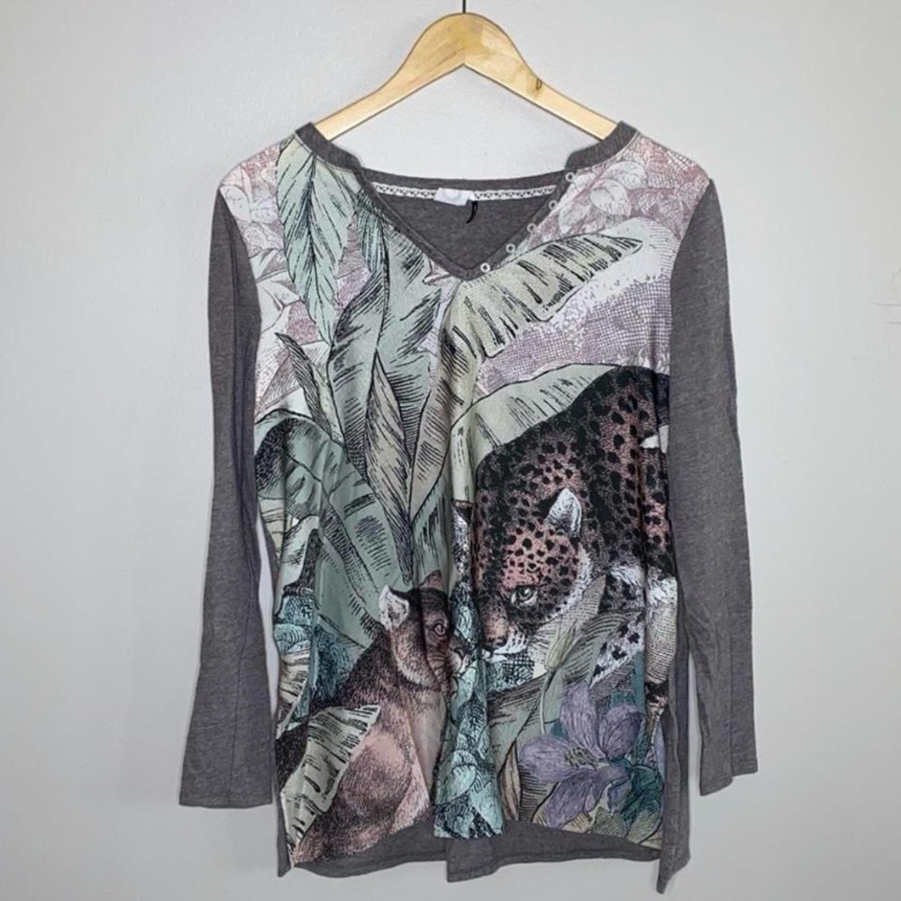 Anthropologie Gray Animal Print Women's Top